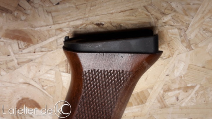 LCT AK47 wooden pistol grip3
